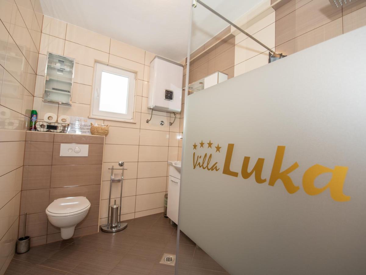 Beautiful Holiday Home "Villa Luka" Kaštel Štafilić Buitenkant foto